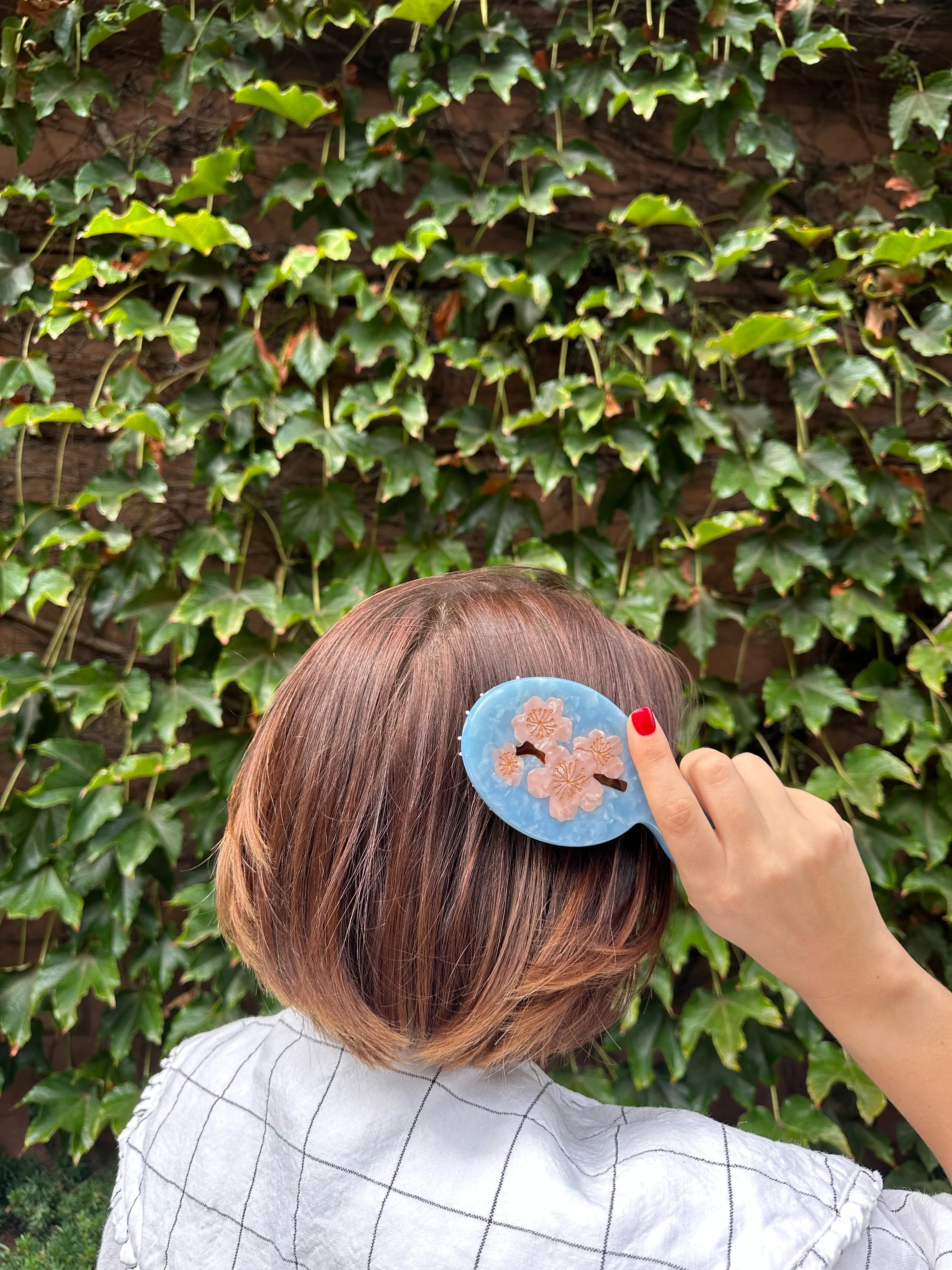 Hand-painted Compact Cherry Blossom Stem 2-1 Perfect Daily Brush | Eco-Friendly
